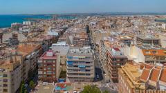 Spectacular 3 bedroom apartment 250m from Playa del Cura for sale Torrevieja