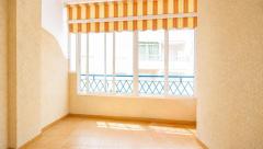 Renovated 3-bedroom apartment with terrace for sale in Torrevieja