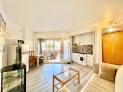 Studio apartment close to the sea for sale in the Habaneras area, Torrevieja
