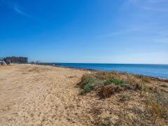 1 bedroom apartment for sale with swimming pool and green areas in Torrevieja