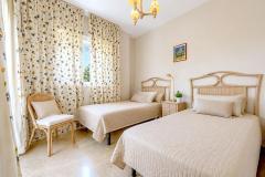 Apartment For Sale in Calahonda, Costa del Sol