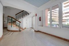 For sale stylishly renovated apartment directly on the beach in Torrevieja