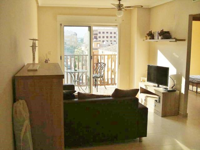 Albatera  Modern 2 Bedroom Apartment in good Location. Excellent Condition.