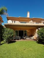 Elegant 3 -bed Townhouse Villa in private, gate Urbanisation in Costa del Sol