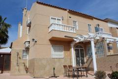 Sunny South-Facing Town House In La Mata